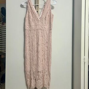 BARDOT Lace Fitted Dress size 4/XS in Parfait Pink-NWT